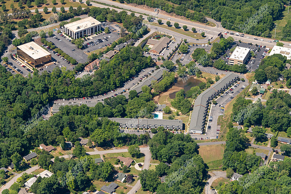 ivy-lakeside-air-8888