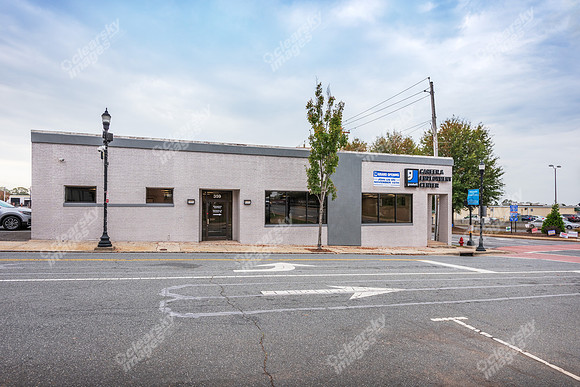 359-w-main-ext3167