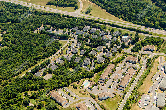 hunt-club-apts-896