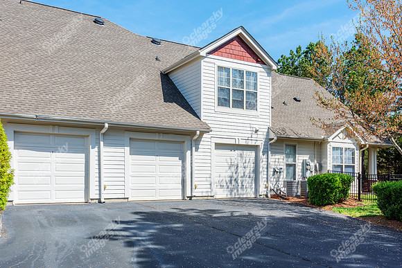 8230-greenway-ext0527