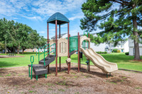 terrace-olde-battleground-ext2873