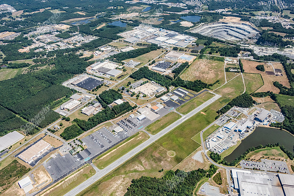 1710-airport-air-3140