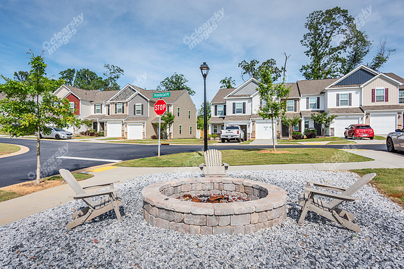 316-glover-ext0010