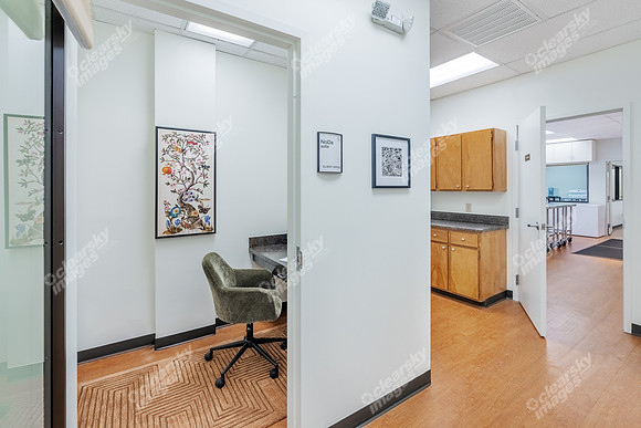 10100-park-cedar-int2230