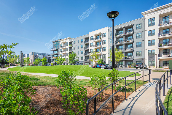 536-w-tremont-ext3092