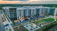 536-w-tremont-drn0028