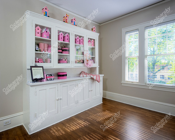 pink-house-651