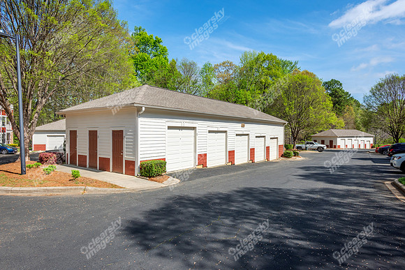 8230-greenway-ext0431