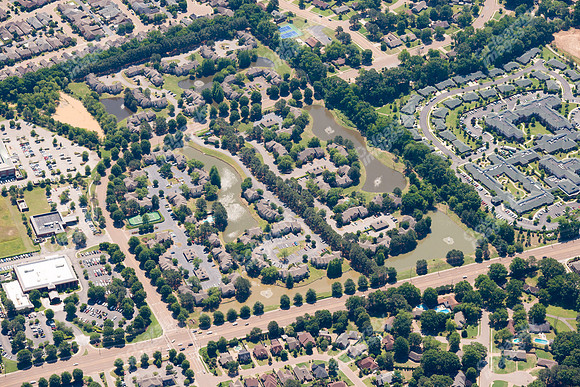 brookchase-apts-air-0514-031