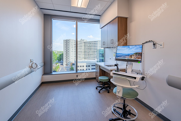 2060-peachtree-int1802