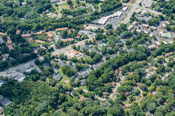 5518-w-market-air1837