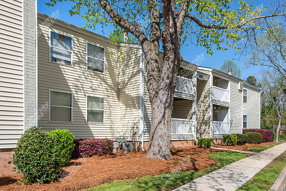 1701-hudson-ext9324