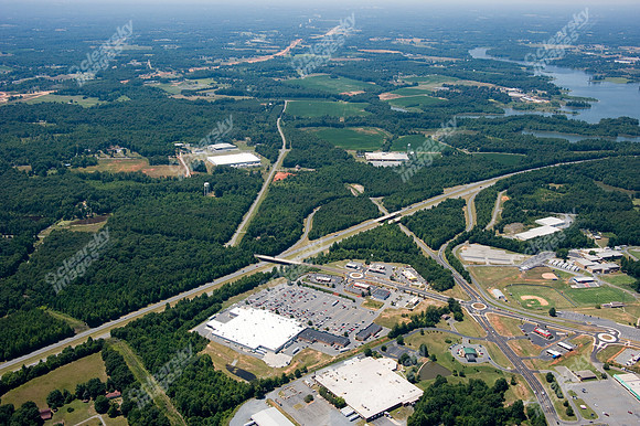 randleman-shopping-air-0711-389