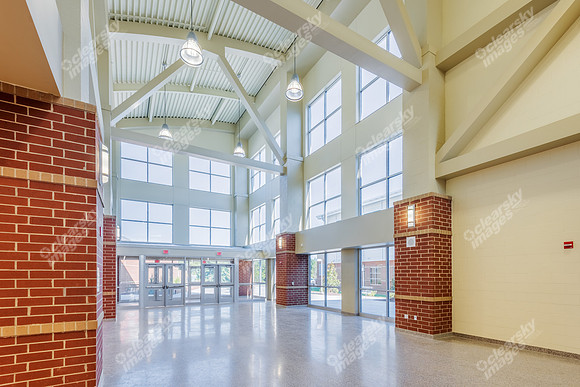 south-garner-hs-int-4697