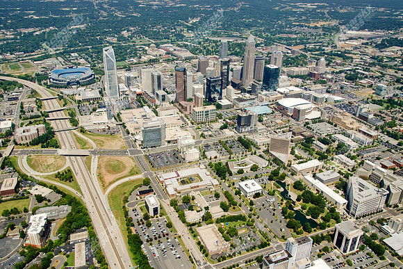 charlotte-uptown-cbd-air-081111-600