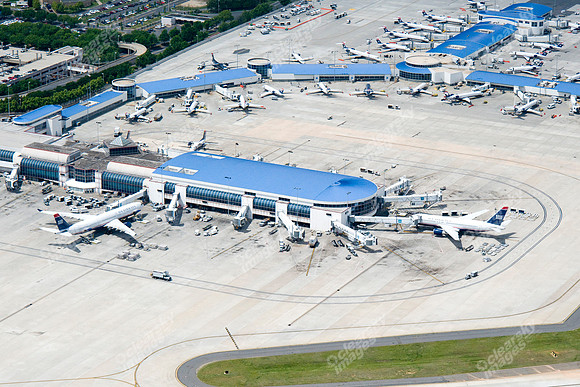 charlotte-douglas-airport-CDIA-405