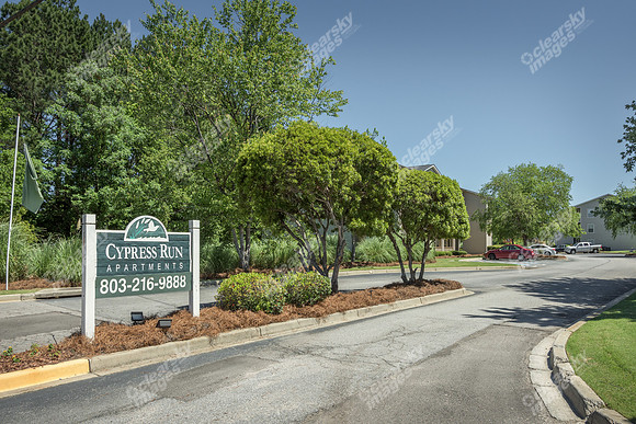 cypress-run-columbia-apts-ext-4523