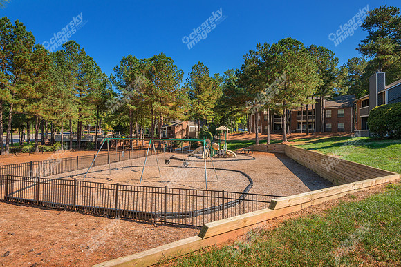reagatta-lake-lynn-apts-32