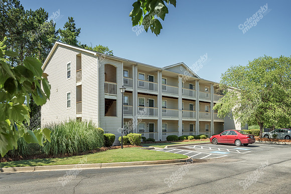 cypress-run-columbia-apts-ext-5799