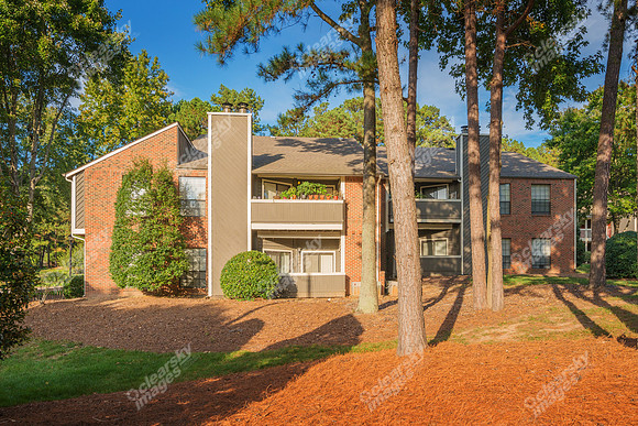 reagatta-lake-lynn-apts-26