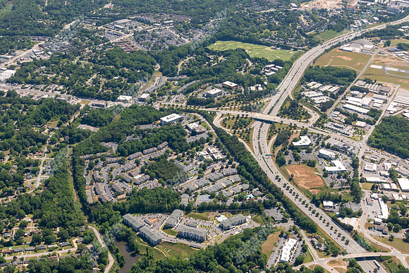 ivy-lakeside-air-8831