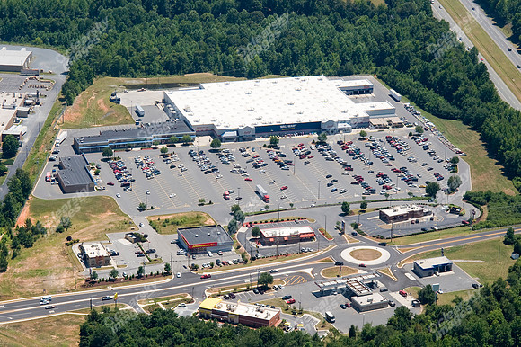 randleman-shopping-air-0711-367