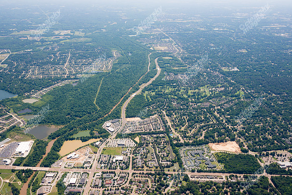 brookchase-apts-air-0514-032