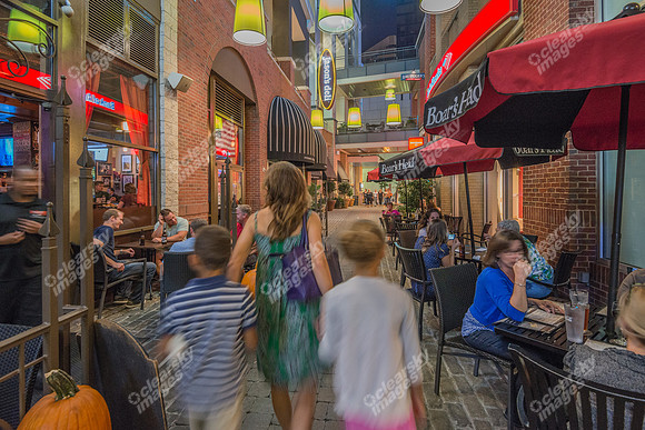 epicenter-dining-night-06