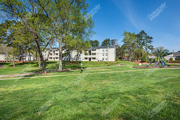 1701-hudson-ext9255