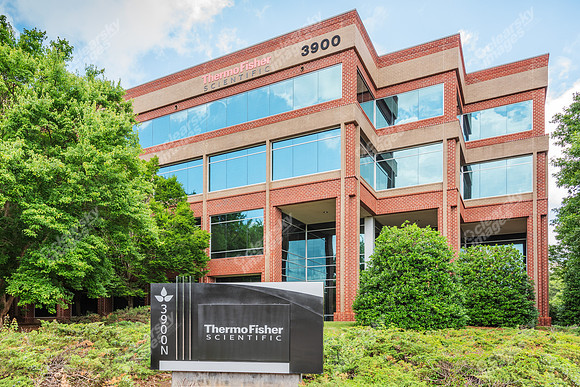 3900-paramount-ext0148