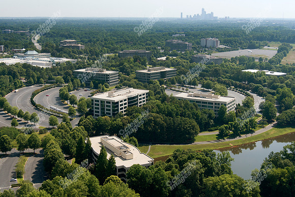 lakepointe-business-park-470