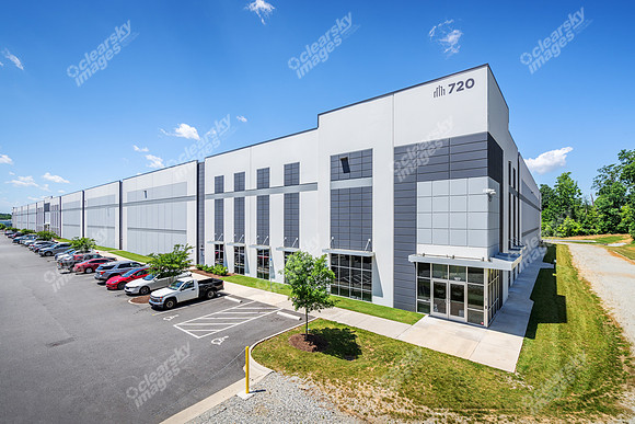 720-pegg-ext76954