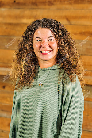 caitlin-b23338