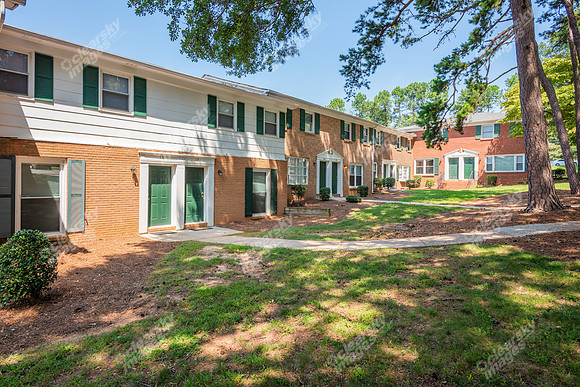 1701-hudson-ext6827