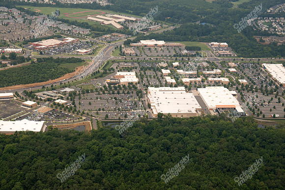 rivergate-shopping-center-081614-470