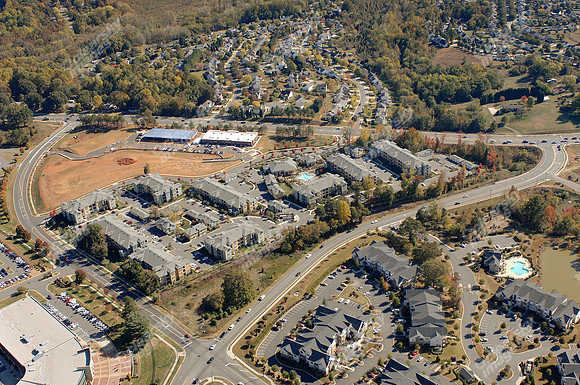Courtney Oaks Apts 193