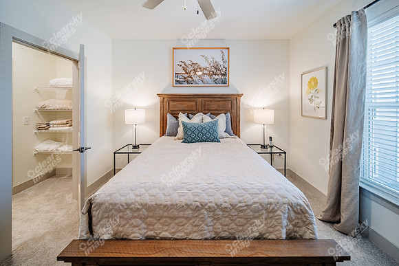 2545-jessamine-int-w18413
