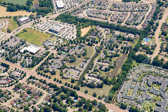 brookchase-apts-air-0514-034
