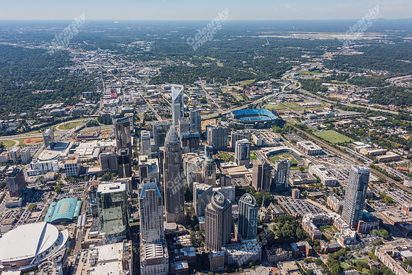 clt-cbd-uptown-101116-6537