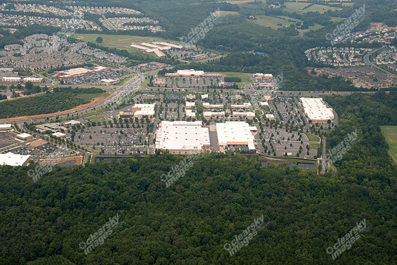 rivergate-shopping-center-081614-472