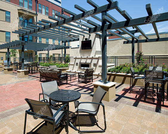 2121-mid-lane-apts-8159