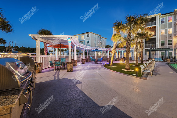 107-village-center-twi-2502