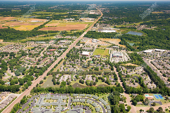 brookchase-apts-air-0514-066