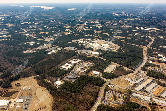 triangle-business-center-020815-714