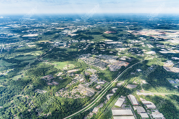 4824-parkway-air1156
