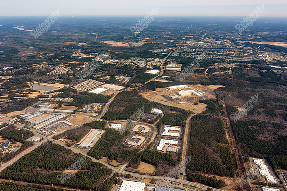 triangle-business-center-020815-667