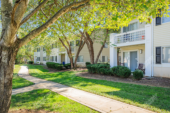 130-w-crescent-ext29333