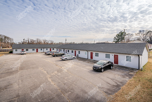221-virginia-ext000