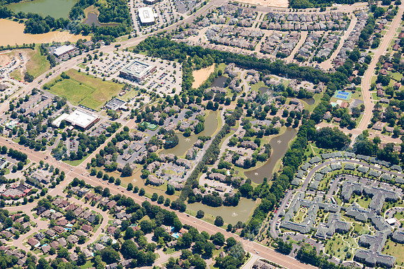 brookchase-apts-air-0514-035