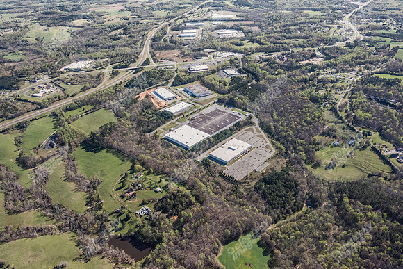 212-commerce-air-6428